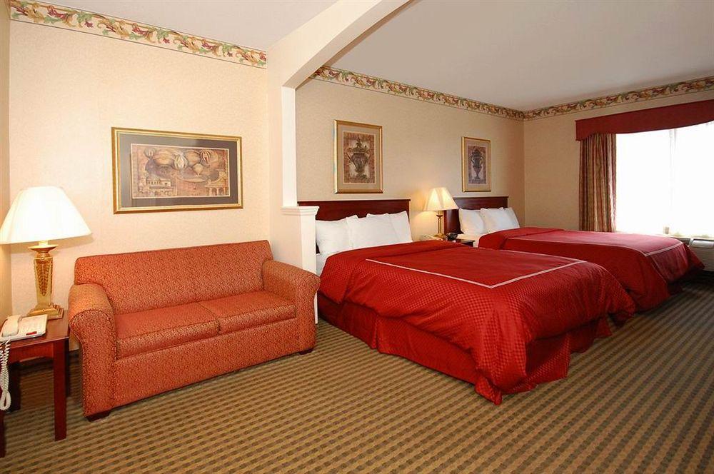 Quality Suites Nyc Gateway Норт-Берген Экстерьер фото