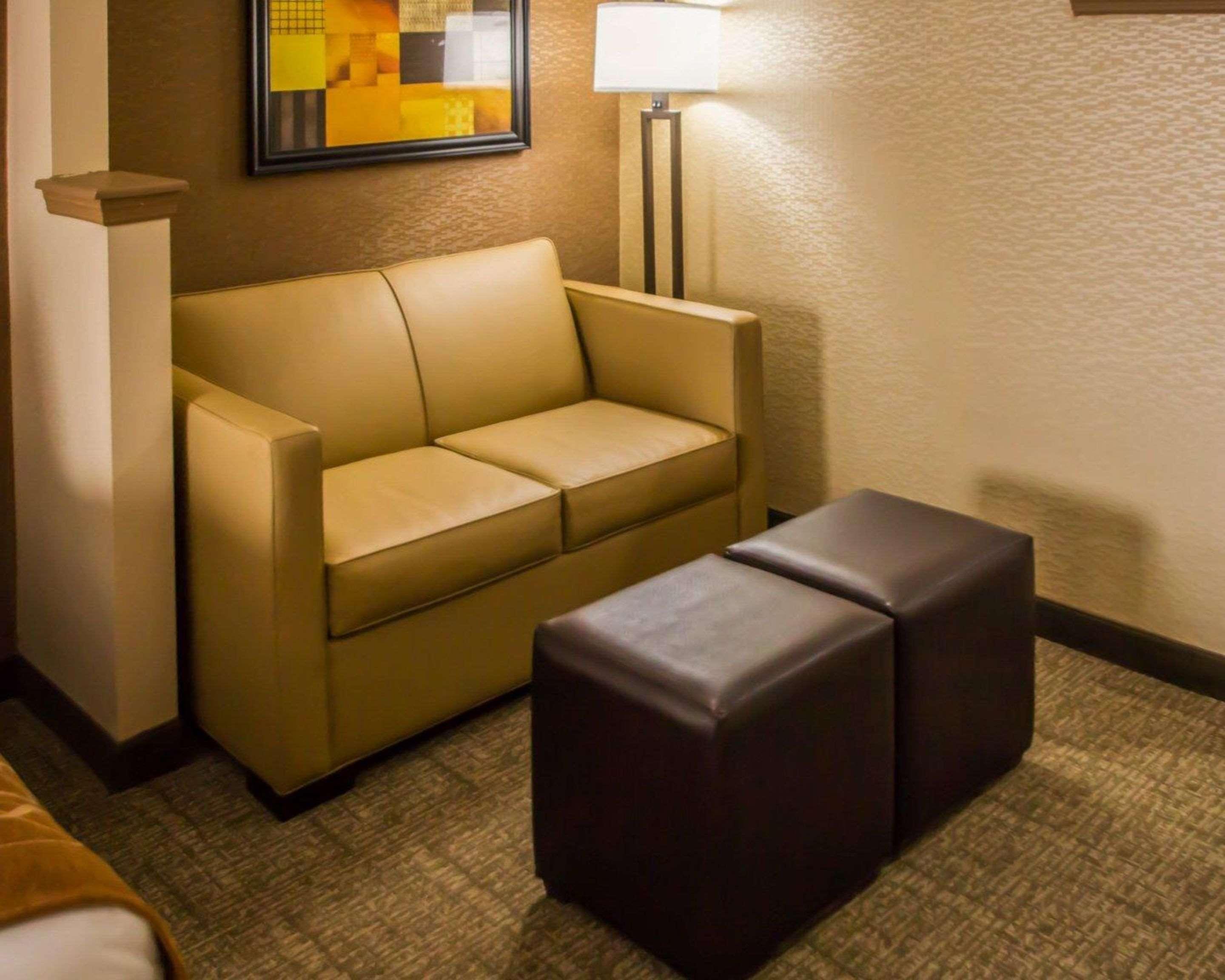 Quality Suites Nyc Gateway Норт-Берген Экстерьер фото