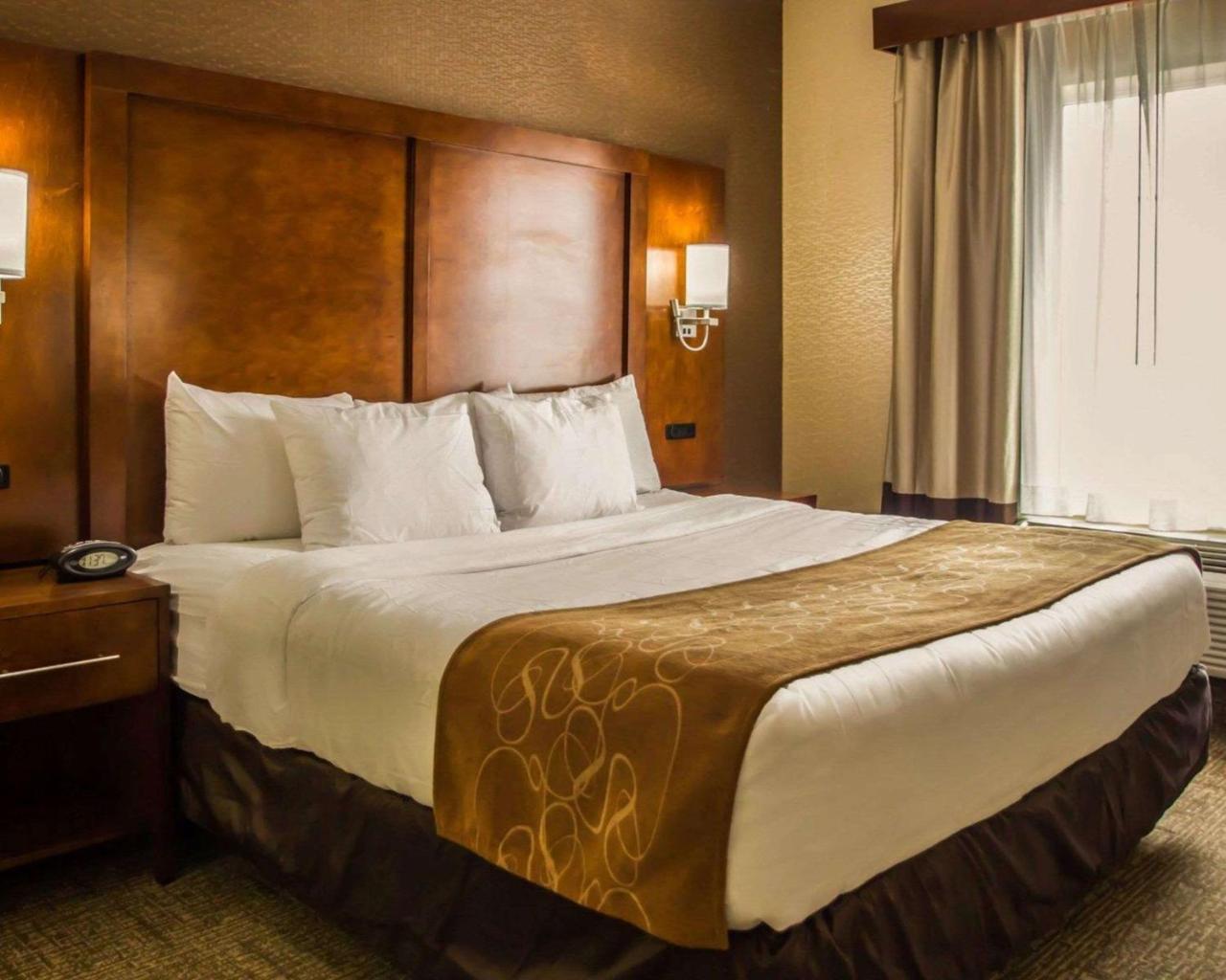Quality Suites Nyc Gateway Норт-Берген Экстерьер фото