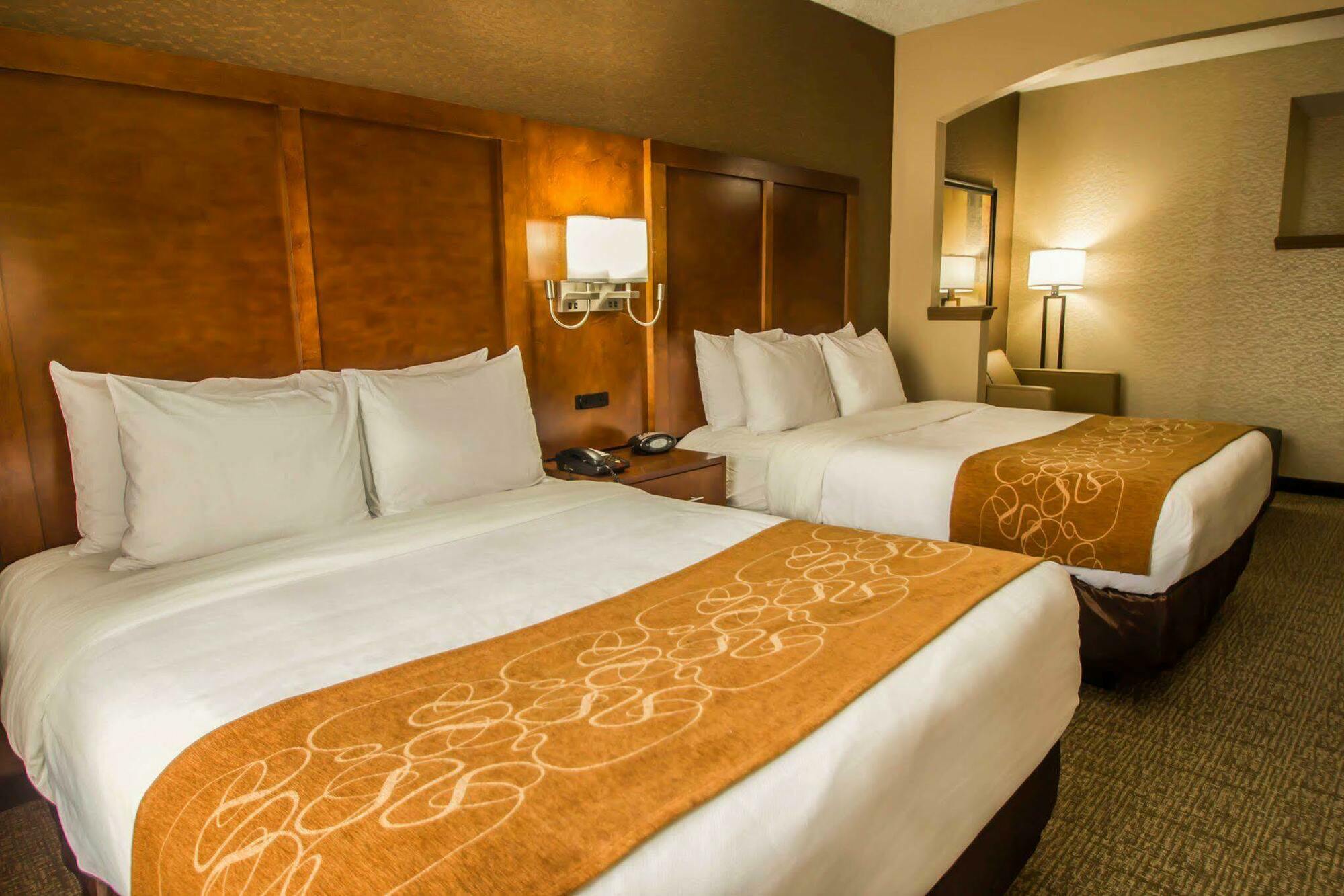 Quality Suites Nyc Gateway Норт-Берген Экстерьер фото